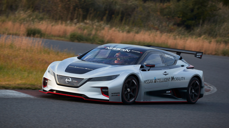 Illustration for article titled The New Nissan Leaf Nismo RC Electric Race Car Looks Frickin' Sweet